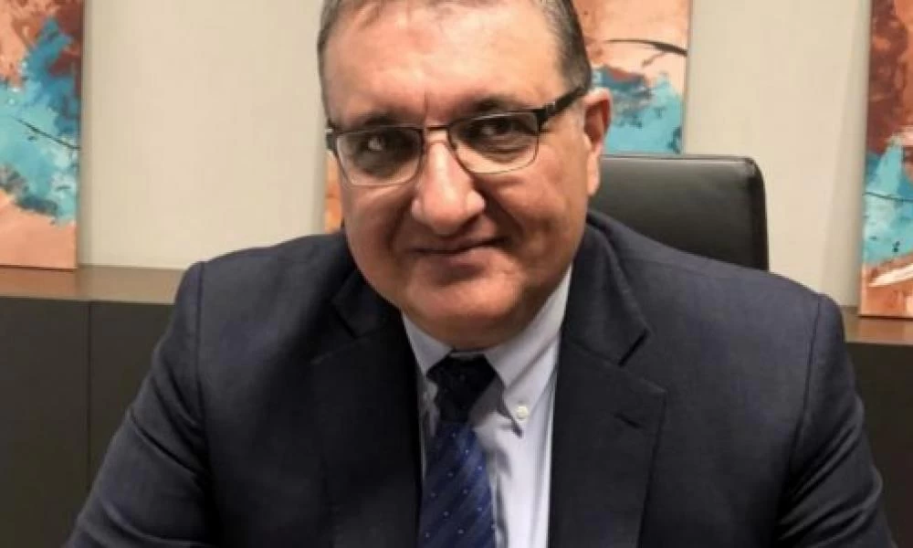 Θ. Εξαδάκτυλος:Μύθοι και αλήθειες για τον κορωνοϊό